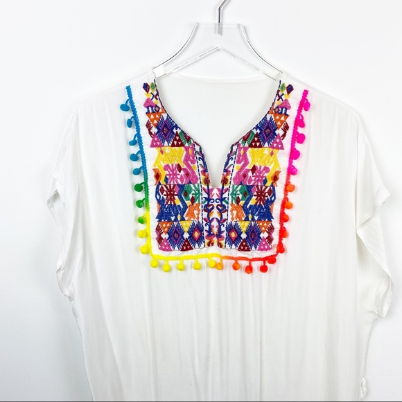 Fashion | Beach Resort White Caftan Boho Pom Pom Embroidery - Picture 2 of 7